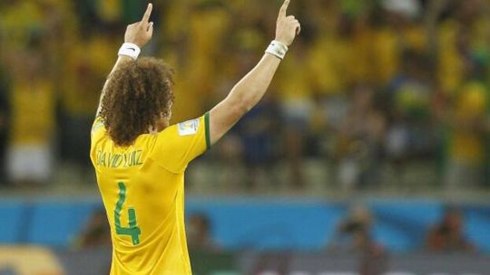 David Luiz denunciado por violencia de género: la Justicia le impuso restricciones