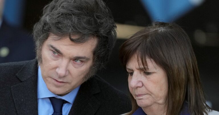 Cierre de campaña caliente: el Gobierno acusa a Axel Kicillof de dejar la zona liberada para «promover un atentado contra Javier Milei»