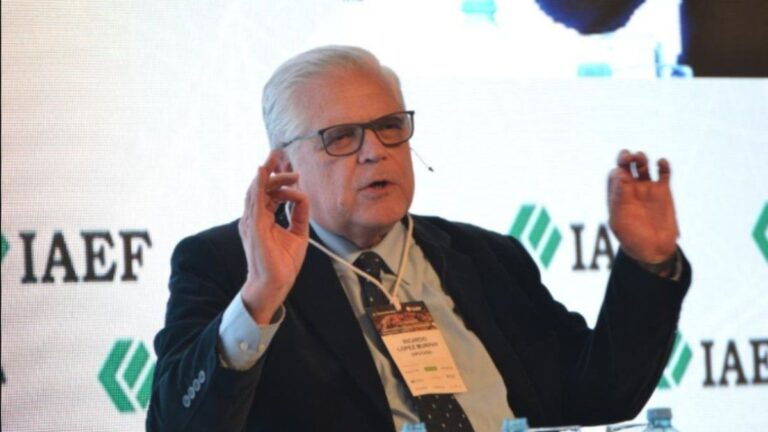 Ricardo López Murphy se quejó de las «tasas intergalácticas» y del «hipodólar» y acusó al Gobierno de «emitir a lo loco»