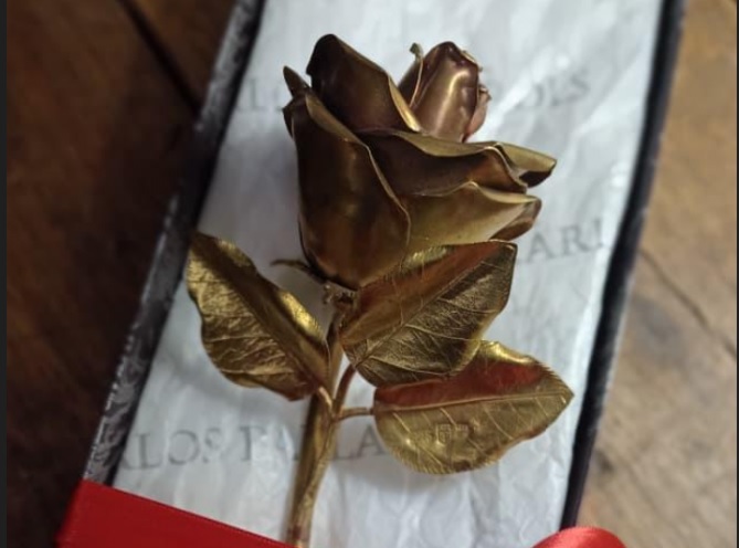 La Patrona de Mercedesrecibirá la Rosa de la Paz del orfebre Pallarols