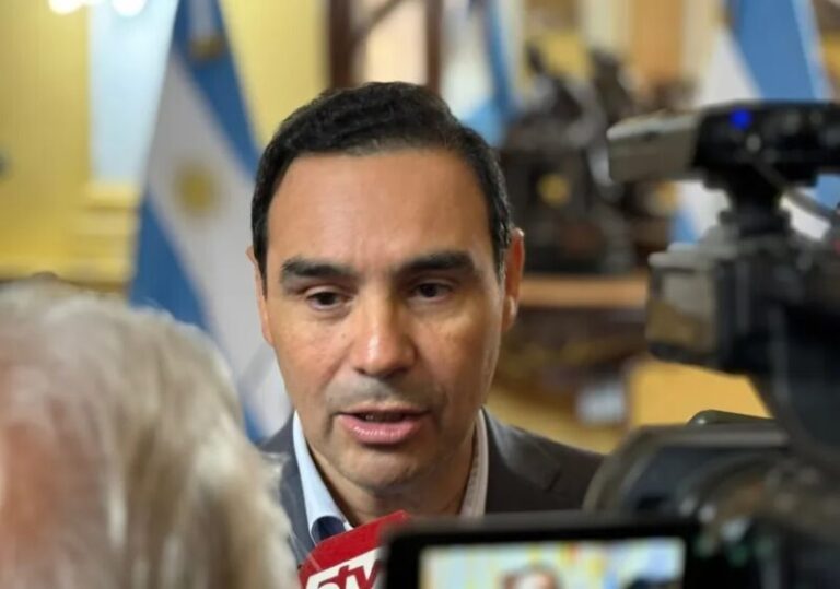 Valdés: Espert tenía que haber renunciado, que se ponga a disposición de la justicia