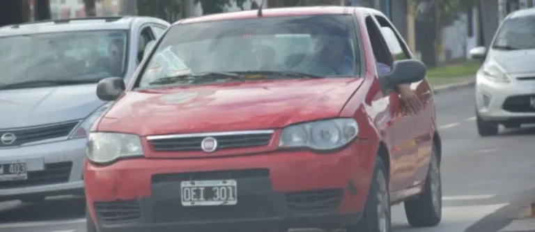 Remiseros en crisis por inflación, atraso tarifario y baja demanda