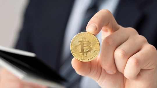 Bitcoin consolida precios y las stablecoins avanzan en un mercado cripto más maduro en 2026