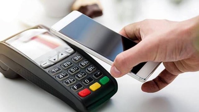 El celular se consolida como plataforma de pagos mientras que el efectivo pierde peso