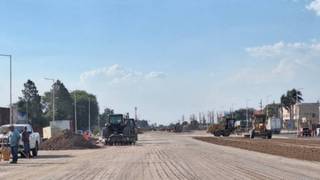 Trabajos en la obra de la autovía de la Ruta Nacional 12 a su paso por Corrientes.