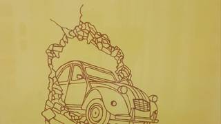 Jorge Tirner, artista visual y gestor cultural de Corrientes, en su estudio.