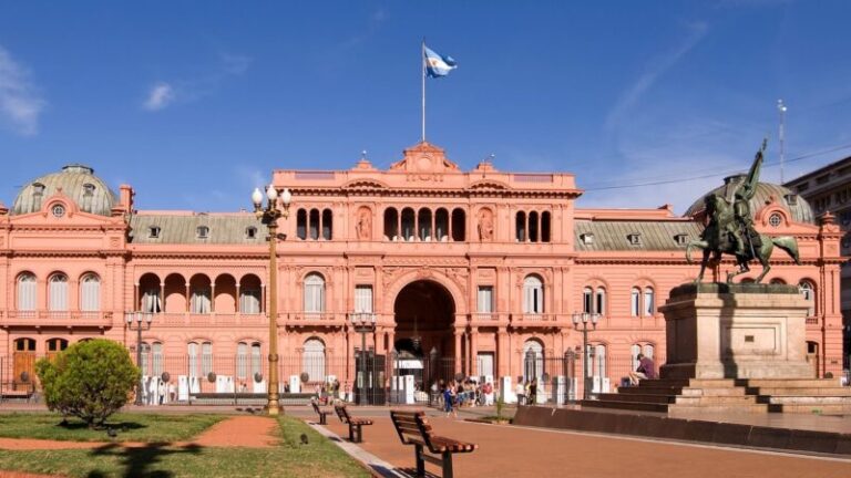 Fachada de la Casa Rosada, sede del Gobierno Nacional en Buenos Aires.