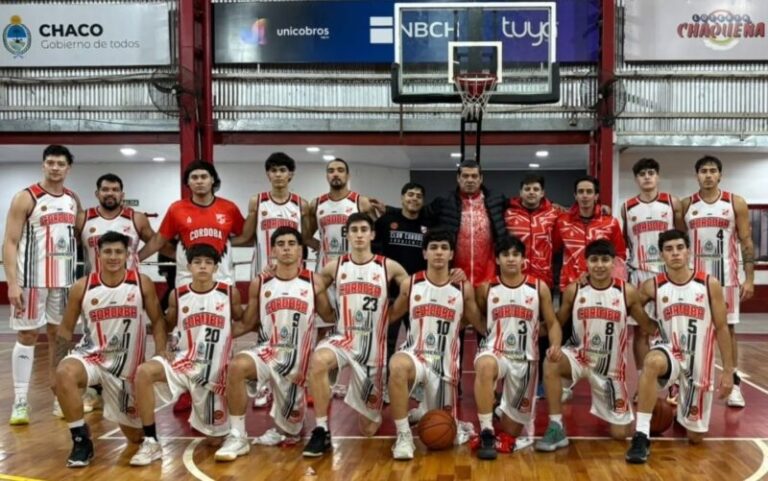 Partido de básquet entre Regatas Resistencia y Córdoba de Corrientes