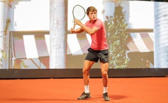 Carlos María Zárate durante el partido de cuartos de final del Challenger de San Miguel de Tucumán