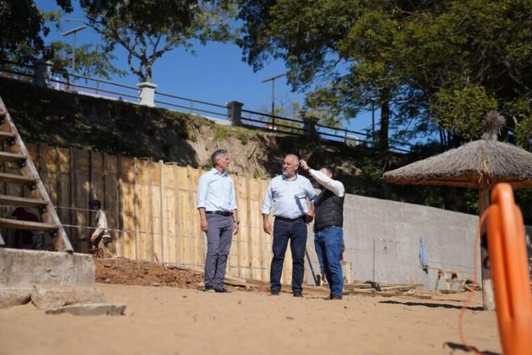 Viceintendente Ariel Báez supervisa obras en la Costanera de Corrientes