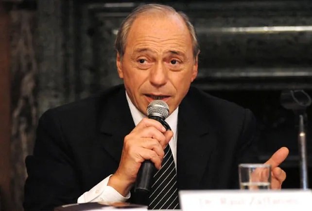 Retrato de Raúl Zaffaroni, exministro de la Corte Suprema