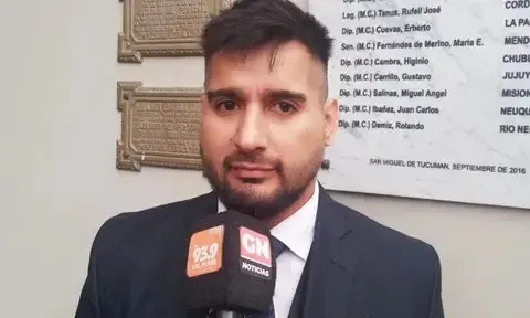 Fachada del Escuadrón 48 de Gendarmería Nacional en Corrientes